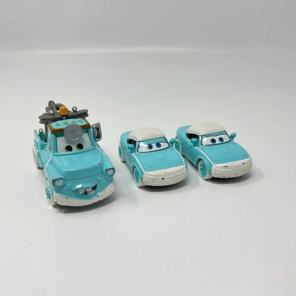 Disney Pixar Cars Toon Rescue Squad Dr. Mater Nurse Mia & Tia 3 Diecast Vehicles
